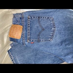 Levi’s Mom jeans